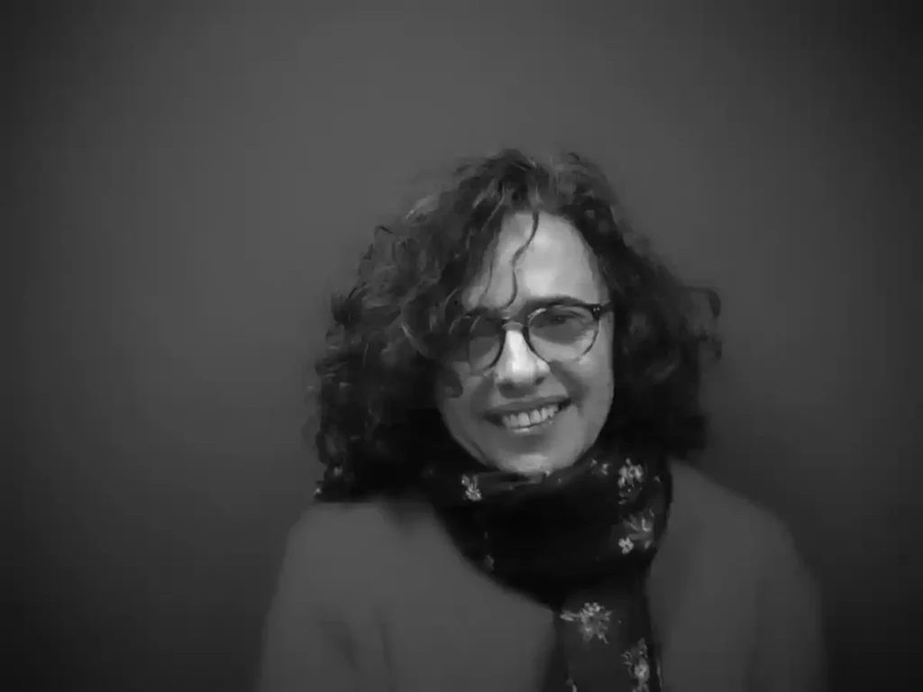 Cecilia-Orueta-triangulo-de-verano-2020-fundacion-cerezales-fcayc grises